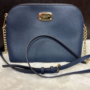 Michael Kors Cindy Large Dome Crossbody